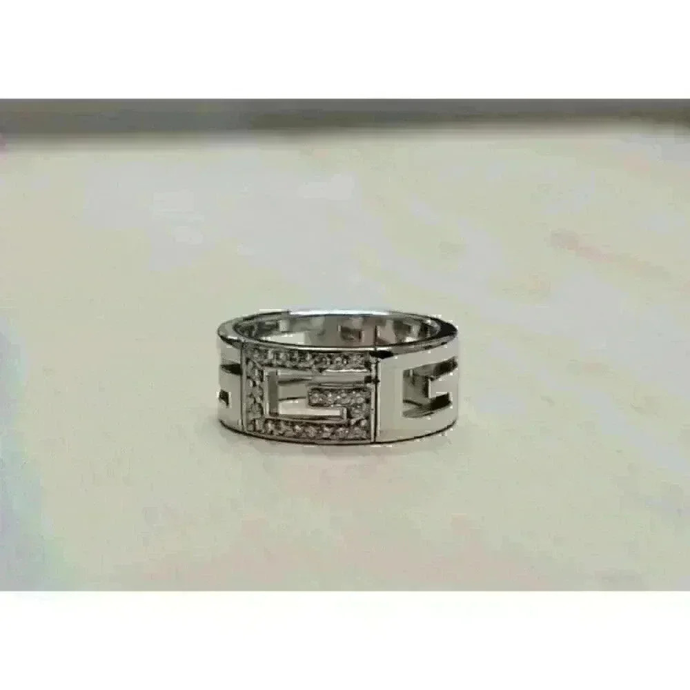 Gucci 18kt White Gold Logo "G" Ring with Diamonds Size 5.25 - Picture 3 of 11